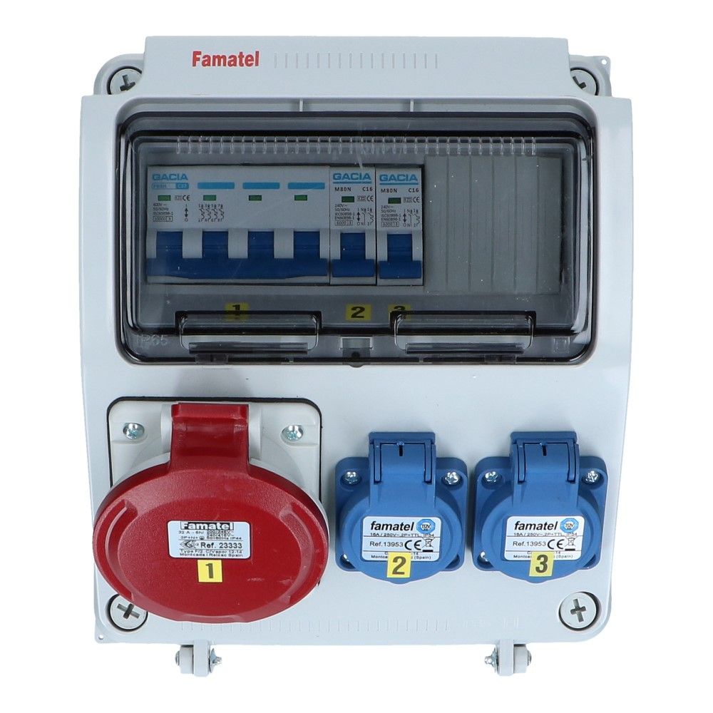 Wandverdeelkast IP44  beveiligd: 1x CEE 32A 5p 2x schuko Wandverdeelkast IP44  beveiligd: 1x CEE 32A 5p 2x schuko