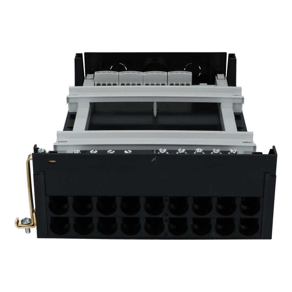 Ledige groepenkast 2x12 modules met verhoogd met buisinvoer Ledige groepenkast 2x12 modules met verhoogd met buisinvoer
