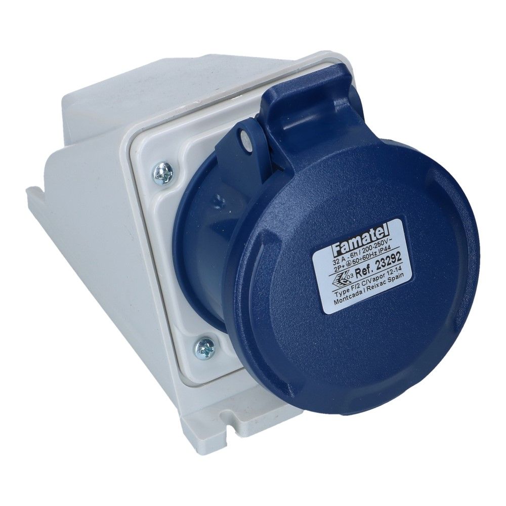 CEE female 3 polig 6H 32A IP44 wcd 220-240AC CEE female 3 polig 6H 32A IP44 wcd 220-240AC