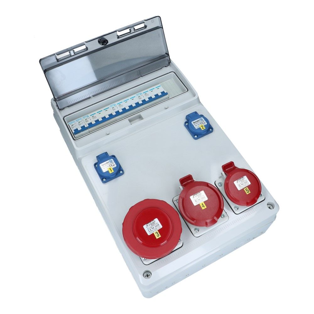 Wandverdeelkast IP44 beveiligd: 1x CEE 63A 5p 1x32A 5p 1x16A 5p 2x schuko Wandverdeelkast IP44 beveiligd: 1x CEE 63A 5p 1x32A 5p 1x16A 5p 2x schuko