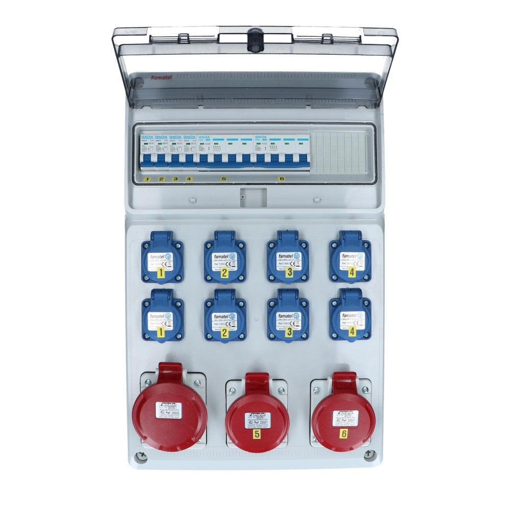 Wandverdeelkast IP44 1x CEE 32A 5p beveiligd: 2x16A 5p 8x schuko per 2 Wandverdeelkast IP44 1x CEE 32A 5p beveiligd: 2x16A 5p 8x schuko per 2