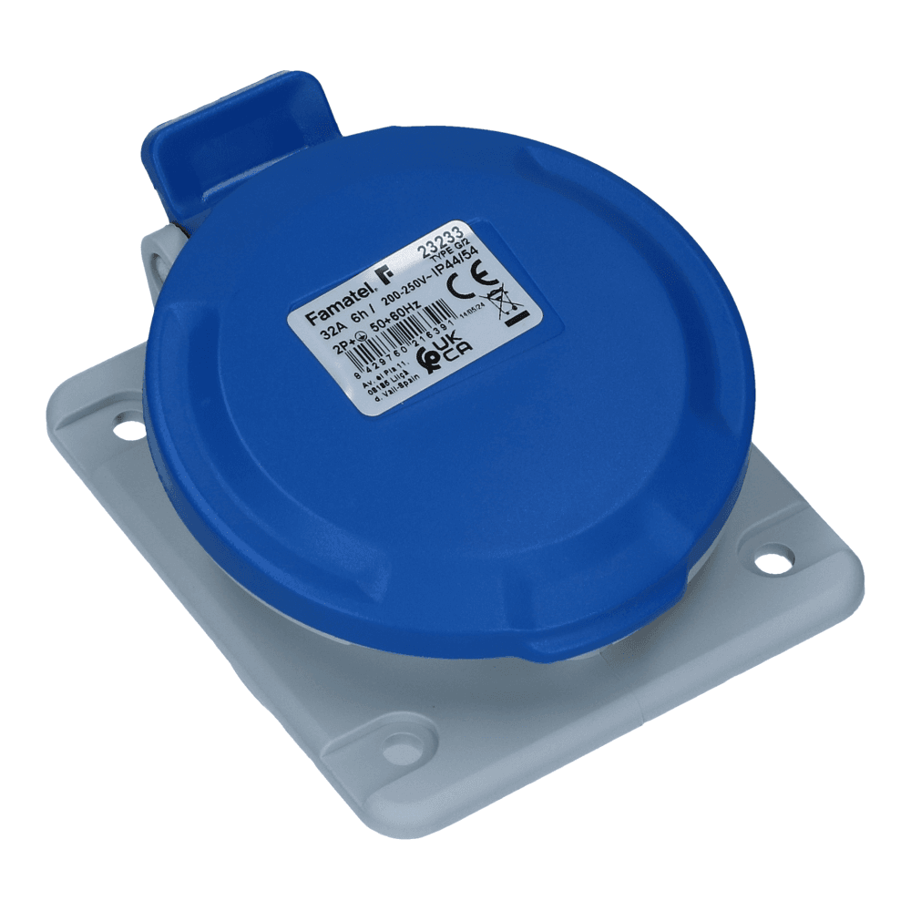 CEE female 3 polig 6H 32A IP54 inbouw wcd 220-240VAC CEE female 3 polig 6H 32A IP54 inbouw wcd 220-240VAC