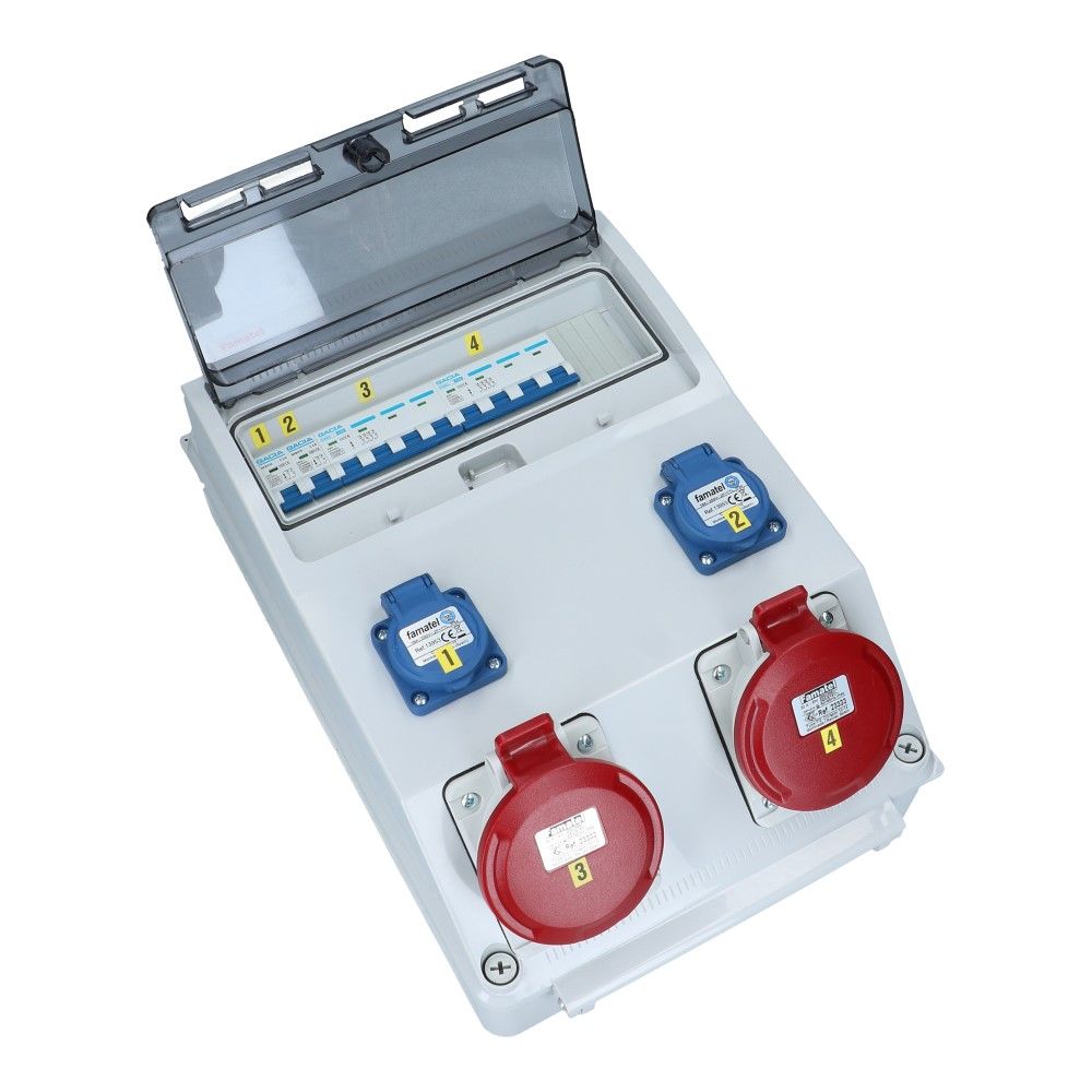Wandverdeelkast IP44 beveiligd: 2x CEE 32A 5p 2x schuko Wandverdeelkast IP44 beveiligd: 2x CEE 32A 5p 2x schuko