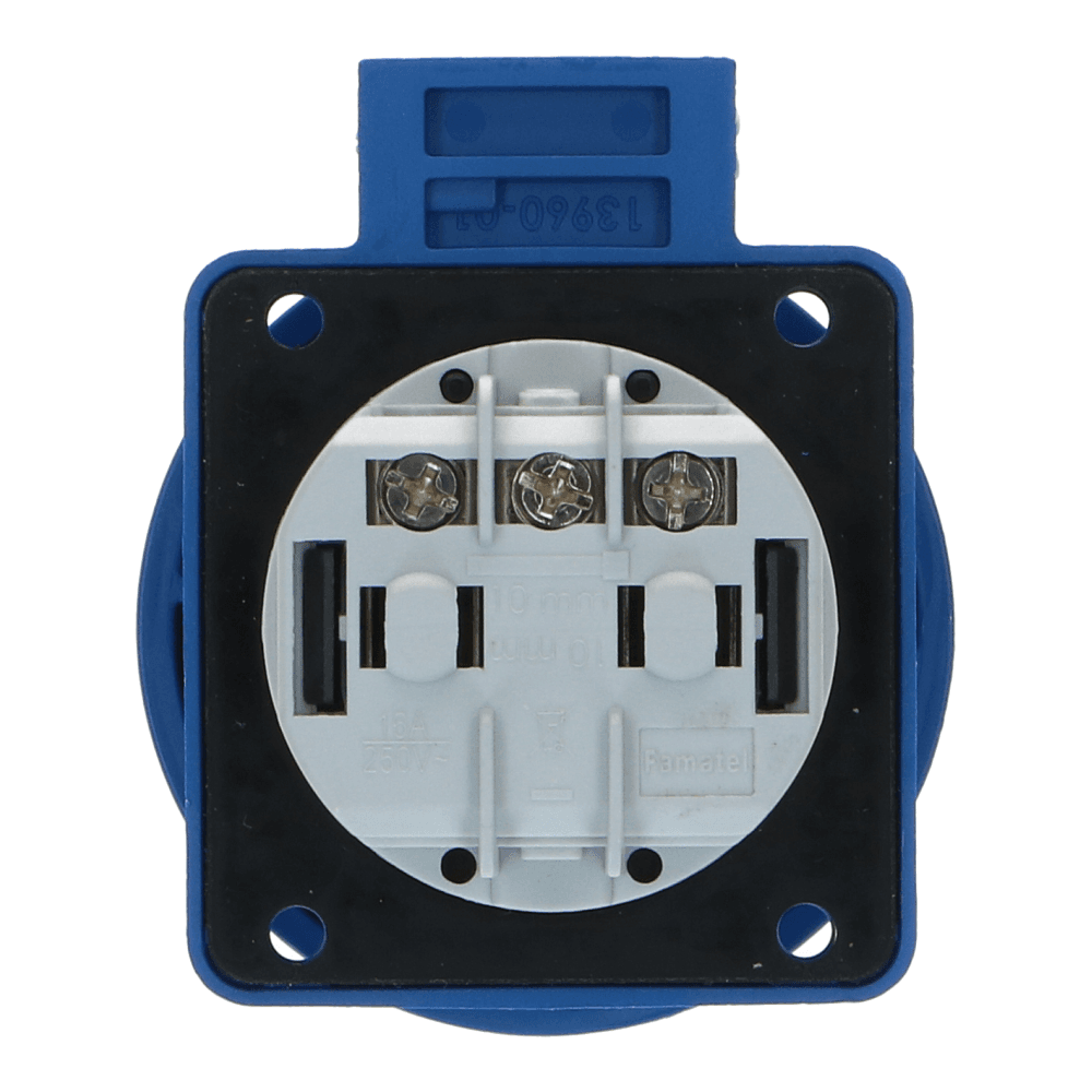 CEE schuko 3 polig 16A IP68 220-240VAC (55x58mm) CEE schuko 3 polig 16A IP68 220-240VAC (55x58mm)
