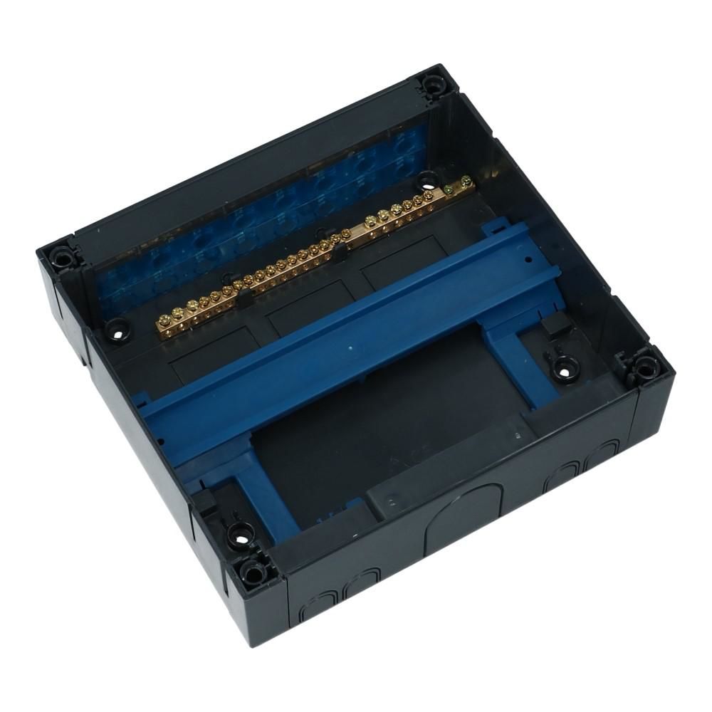 Ledige groepenkast koppelbaar 1x12 modules Ledige groepenkast koppelbaar 1x12 modules