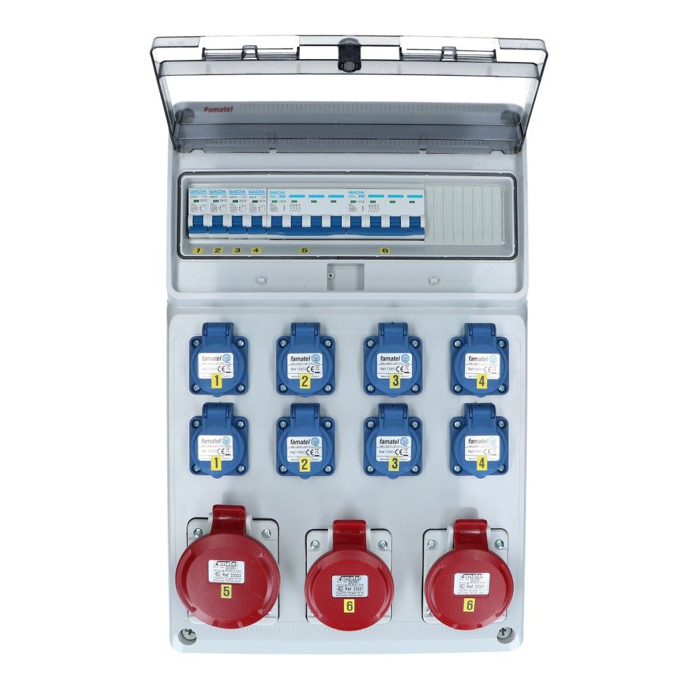 Wandverdeelkast IP44 beveiligd: 1x CEE 32A 5p 2x16A 5p 8x schuko per 2 Wandverdeelkast IP44 beveiligd: 1x CEE 32A 5p 2x16A 5p 8x schuko per 2