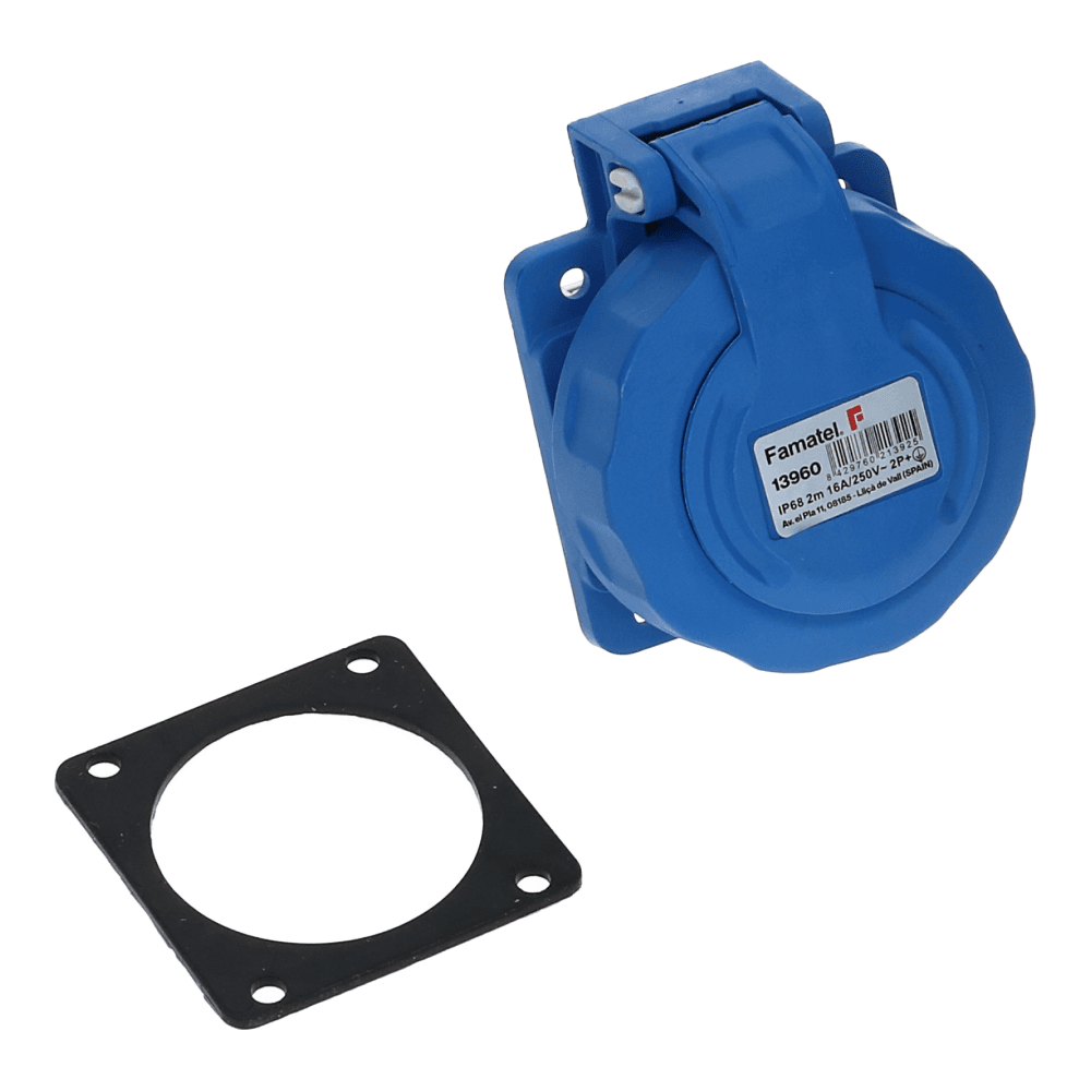 CEE schuko 3 polig 16A IP68 220-240VAC (55x58mm) CEE schuko 3 polig 16A IP68 220-240VAC (55x58mm)