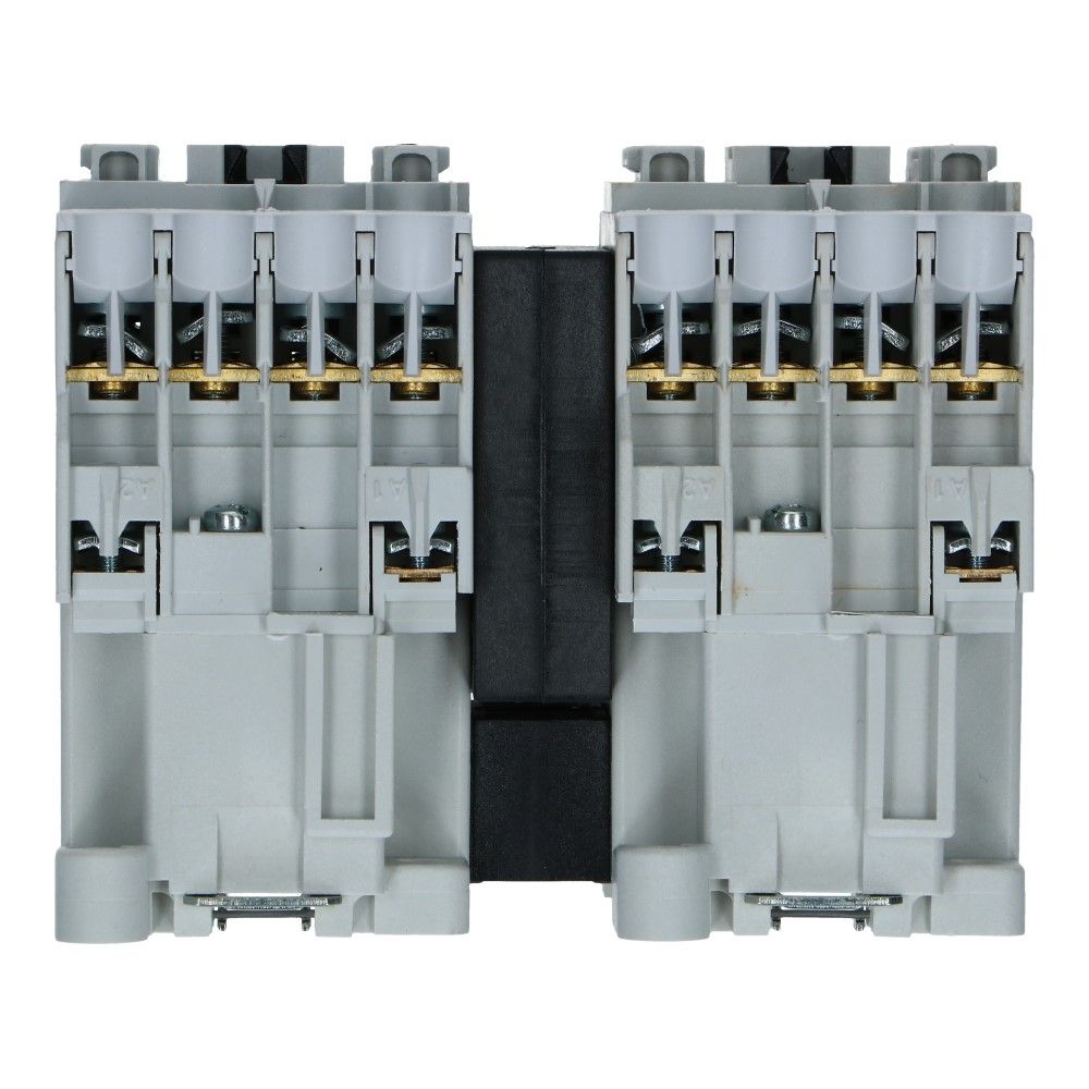 Mechanische omkeerbeveiliging voor magneetschakelaar 4-55kW Mechanische omkeerbeveiliging voor magneetschakelaar 4-55kW