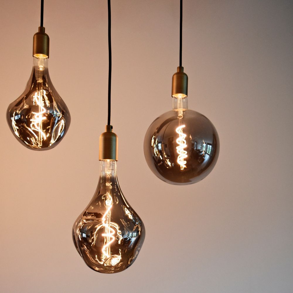 Calex LED Flex Filament Globe lamp goud G125 E27 5.5W 470lm 2100K dimbaar Calex LED Flex Filament Globe lamp goud G125 E27 5.5W 470lm 2100K dimbaar