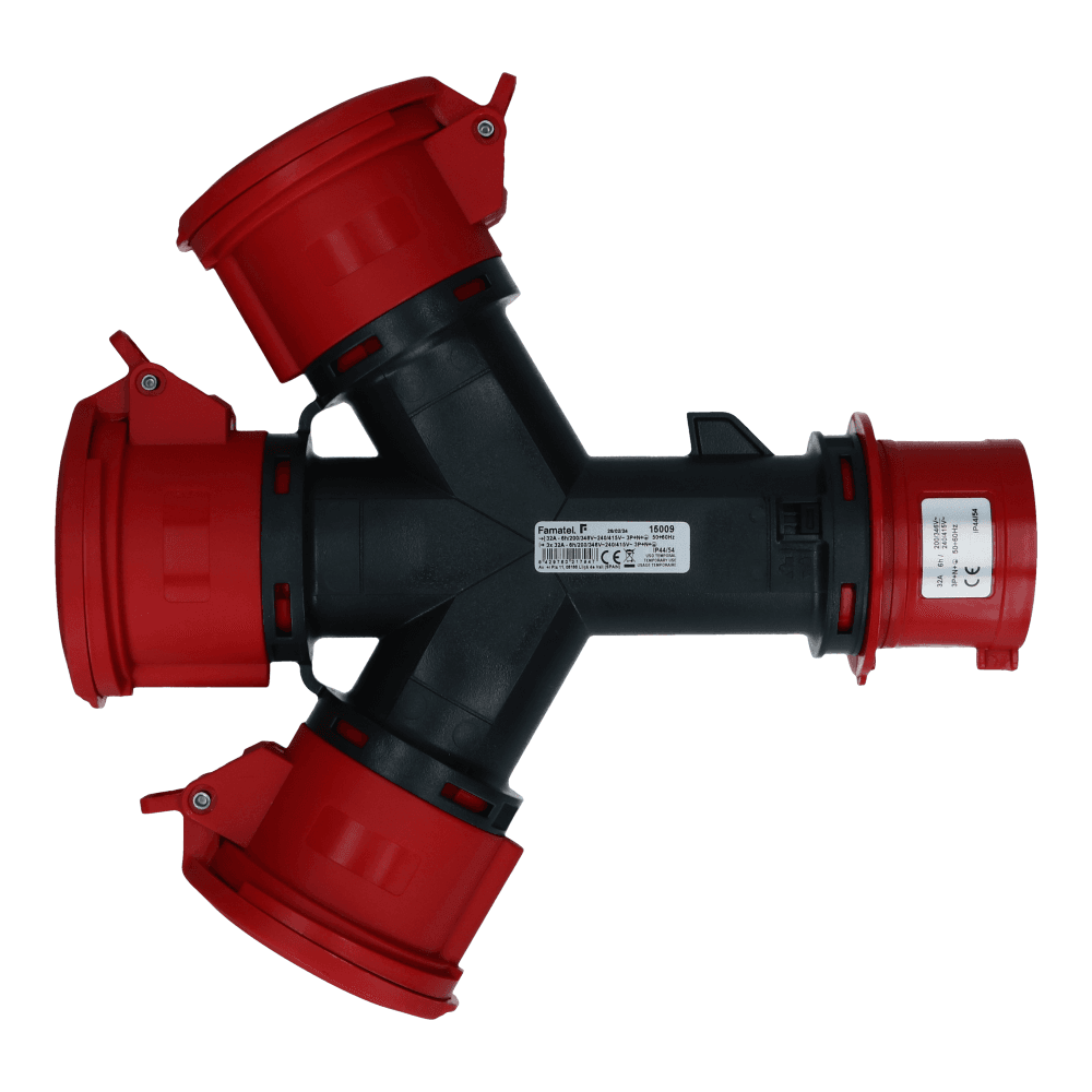 3 weg splitter 1x CEE naar 3xCEE 1p+n+e 32A 3 weg splitter 1x CEE naar 3xCEE 1p+n+e 32A